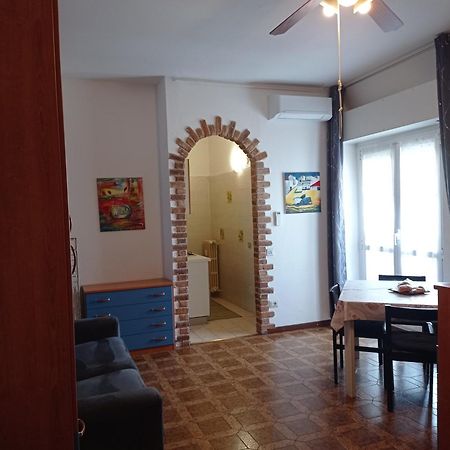 La Casa Di Dario Apartment Pero Exterior photo