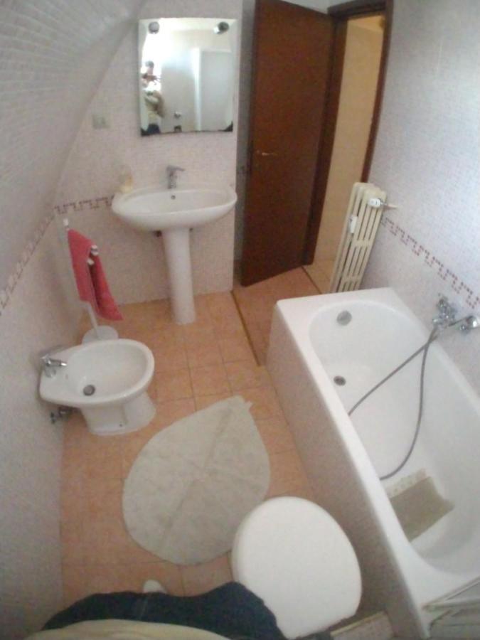La Casa Di Dario Apartment Pero Exterior photo