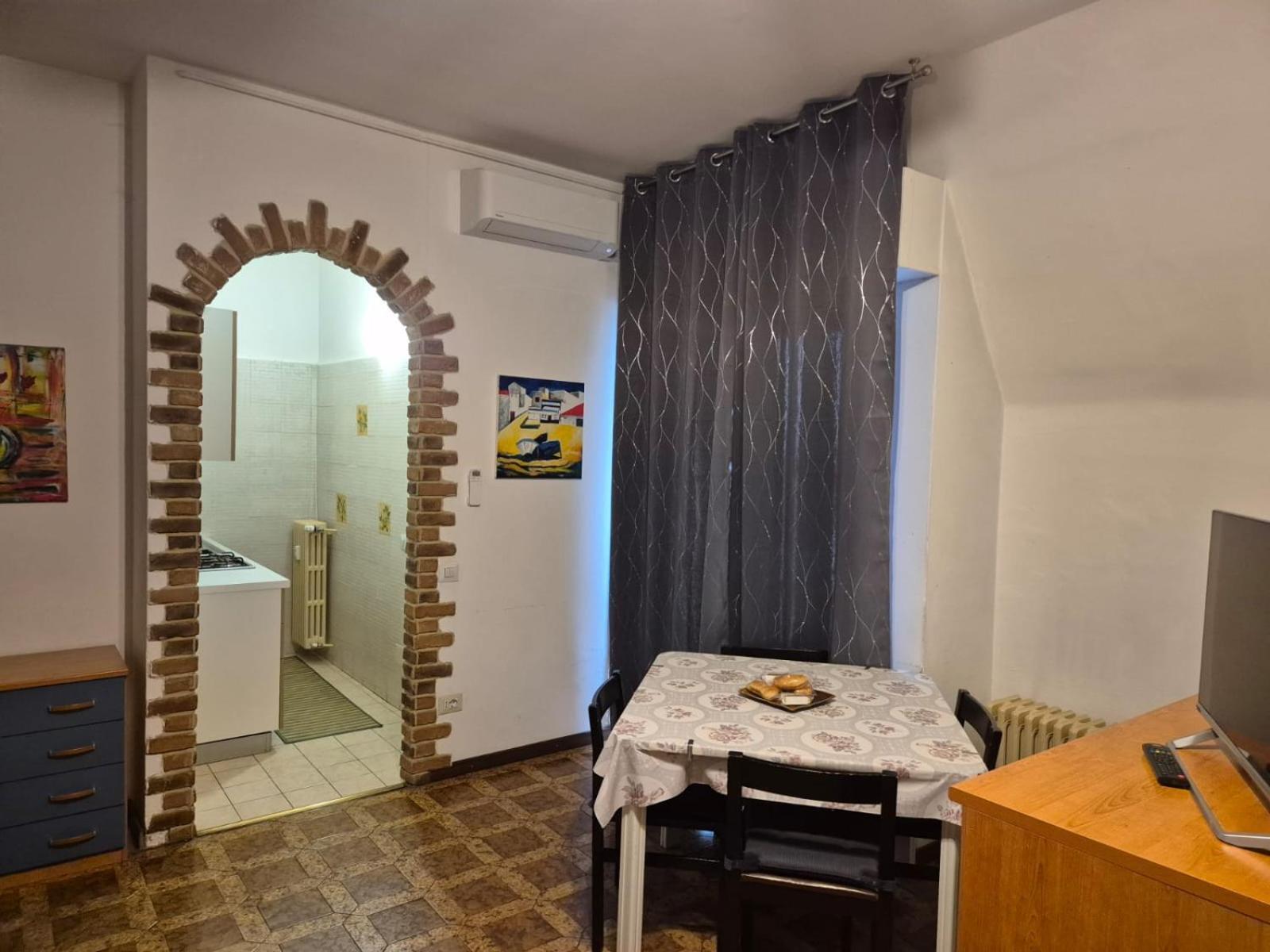 La Casa Di Dario Apartment Pero Exterior photo